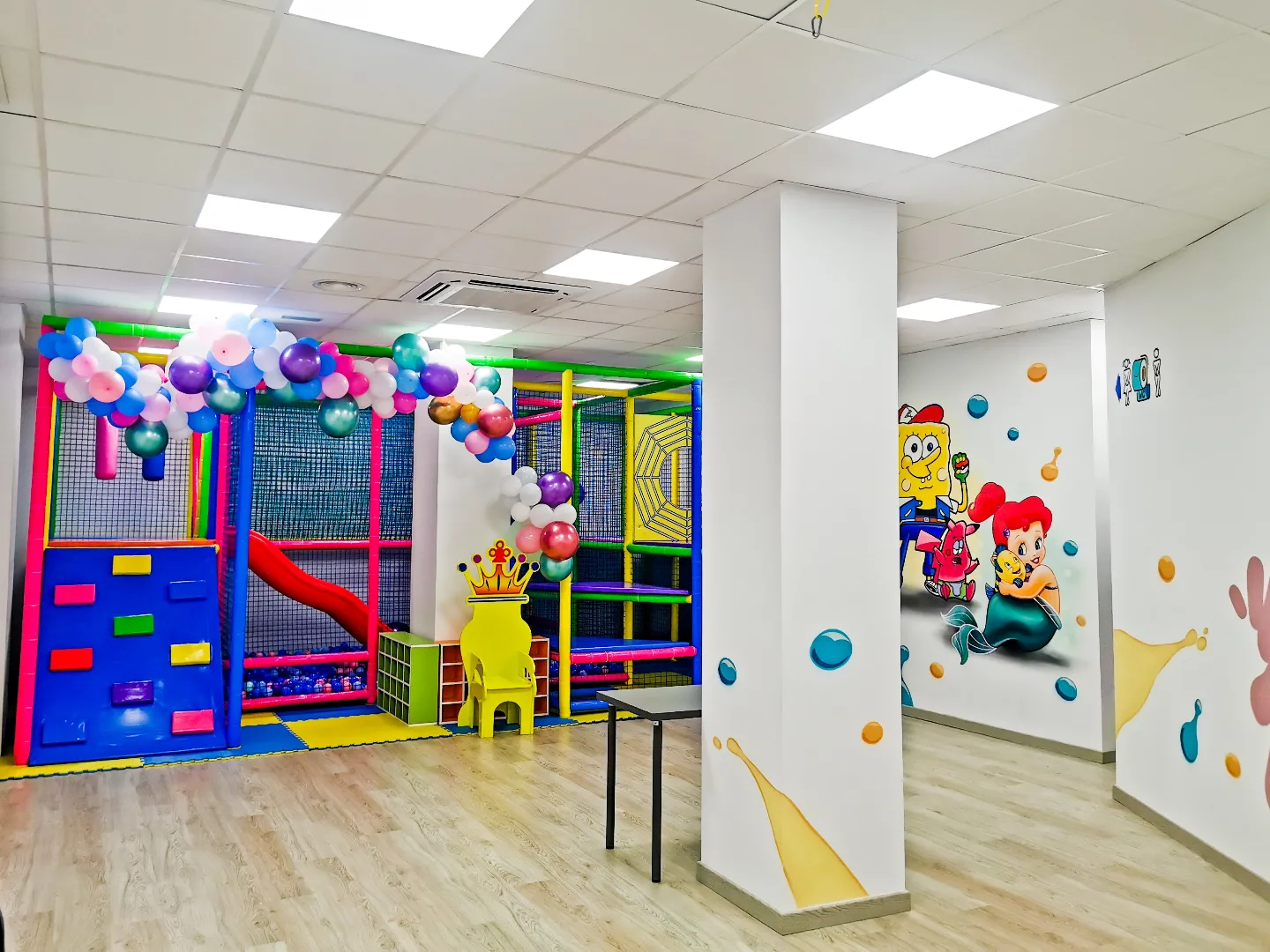 Momentos Felices 🎈                      
    
Salón de fiestas - Foto 0